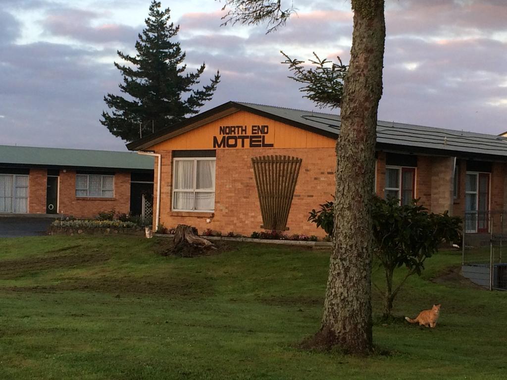 North End Motel Хънтли Екстериор снимка